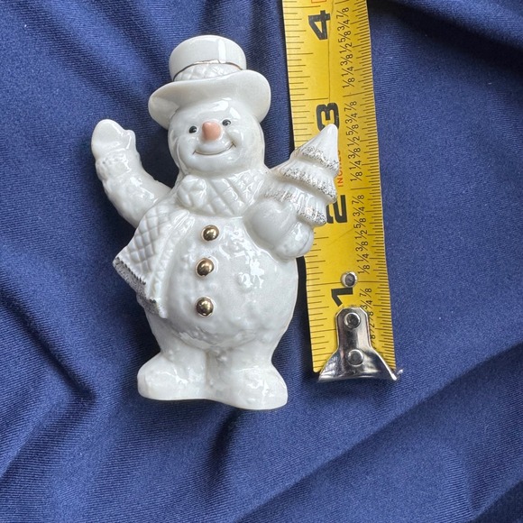 Lenox White‎ & Gold Snowman 24k Gold Accents Holding Tree 4" Christmas Holiday - Picture 4 of 4